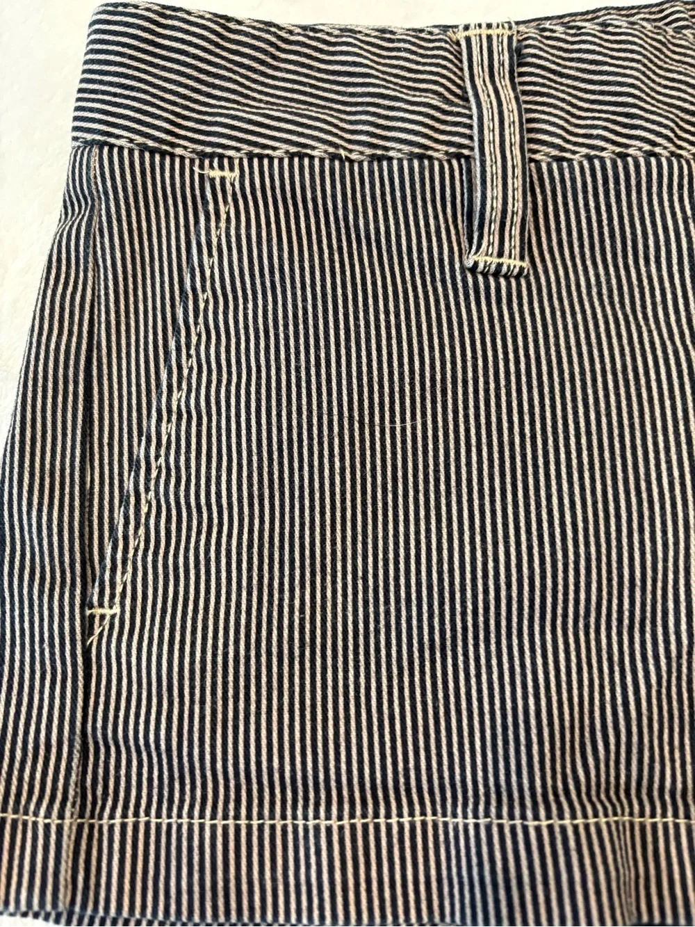Hurley Low Rise striped shorts/ Y2K Classic Fit Low-rise - Picture 5 of 9